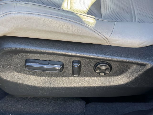 Used 2017 Honda CR-V EX-L image 25