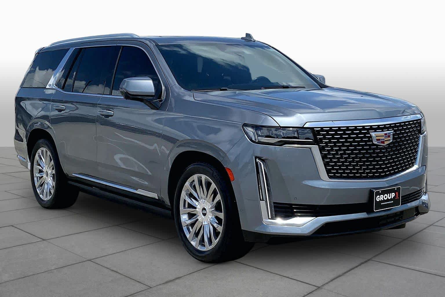 Used 2022 Cadillac Escalade Premium Luxury w/ Performance Package AWD/4WD image 3