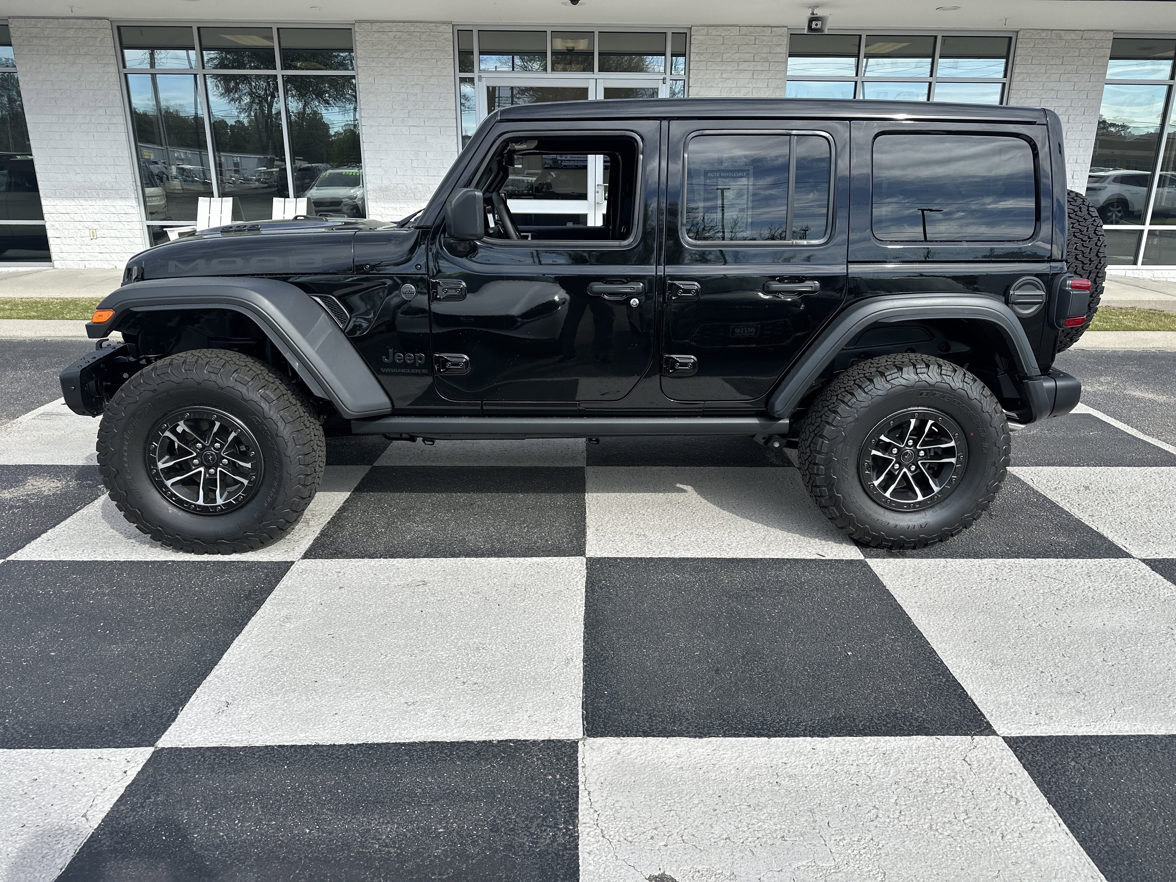 Used 2026 Jeep Wrangler Unlimited Rubicon 392 image 1
