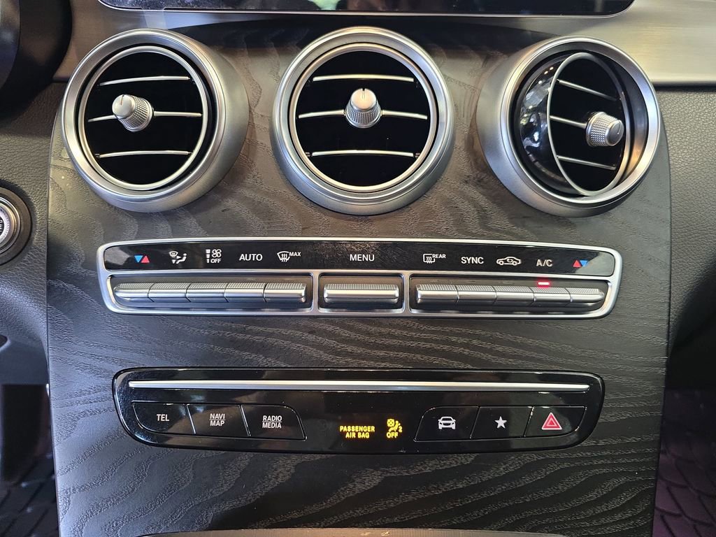Certified 2022 Mercedes-Benz GLC 300 image 25
