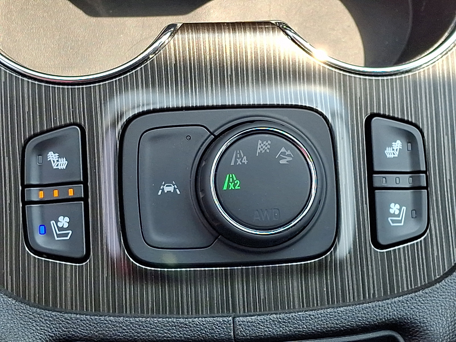 Used 2022 GMC Acadia SLT w/ Preferred Package AWD/4WD image 28