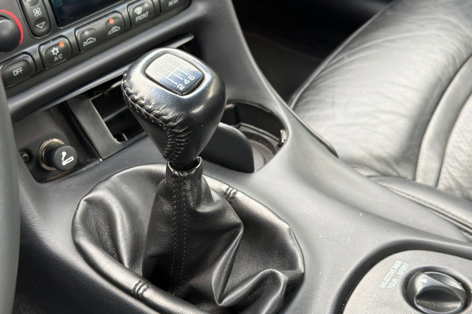 Used 2003 Chevrolet Corvette Convertible w/ Preferred Equipment Group1 image 17