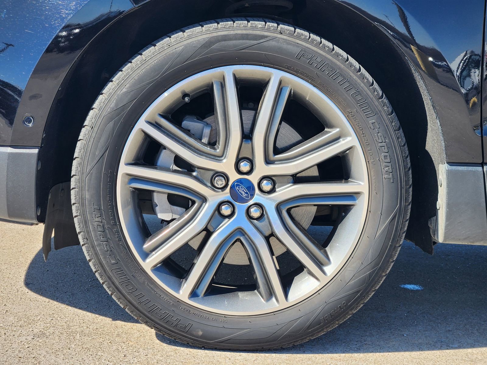 Used 2021 Ford Edge Titanium w/ Equipment Group 301A image 11