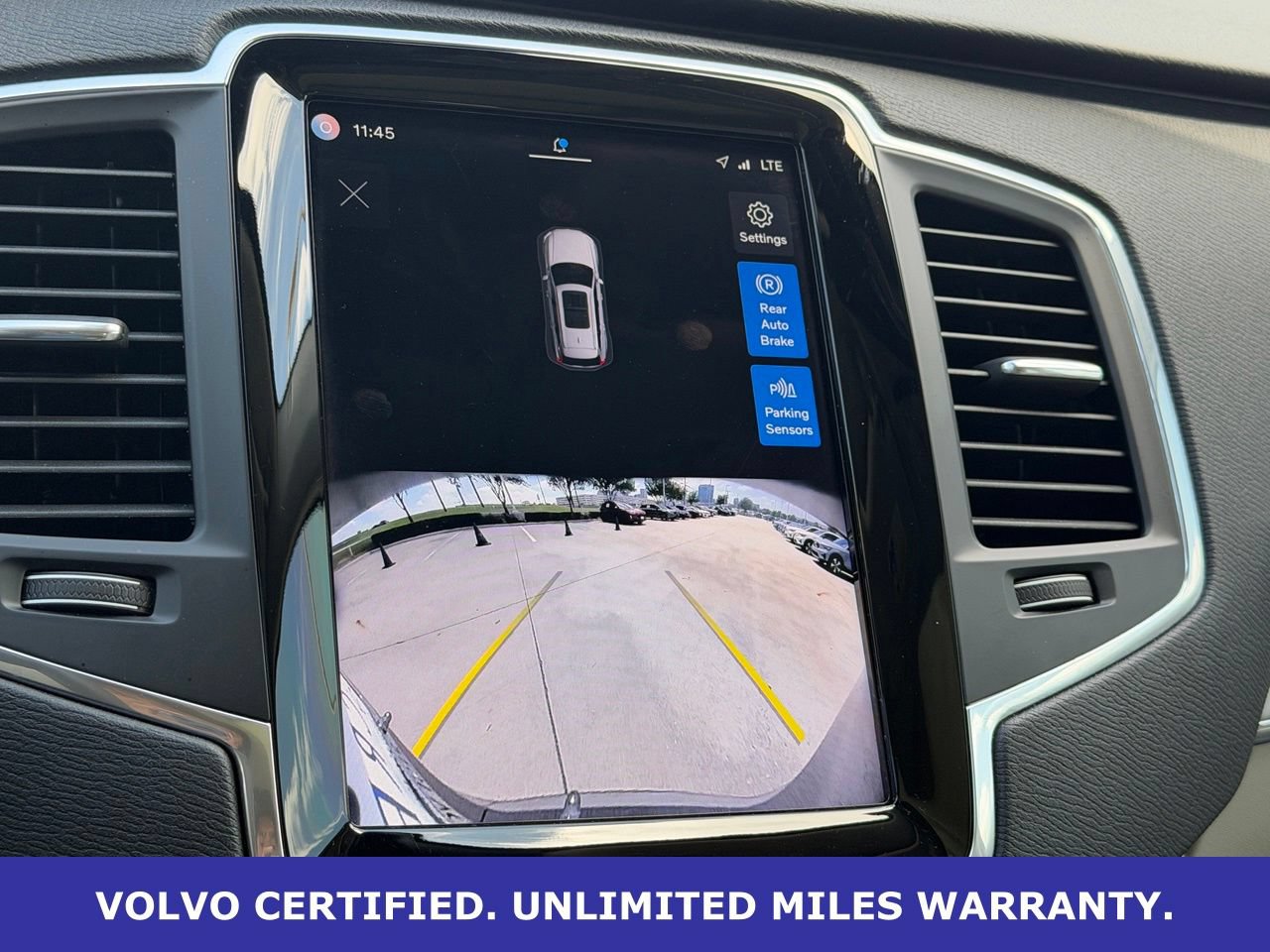 Certified 2025 Volvo XC90 B5 Core w/ Protection Package Premier AWD/4WD image 24