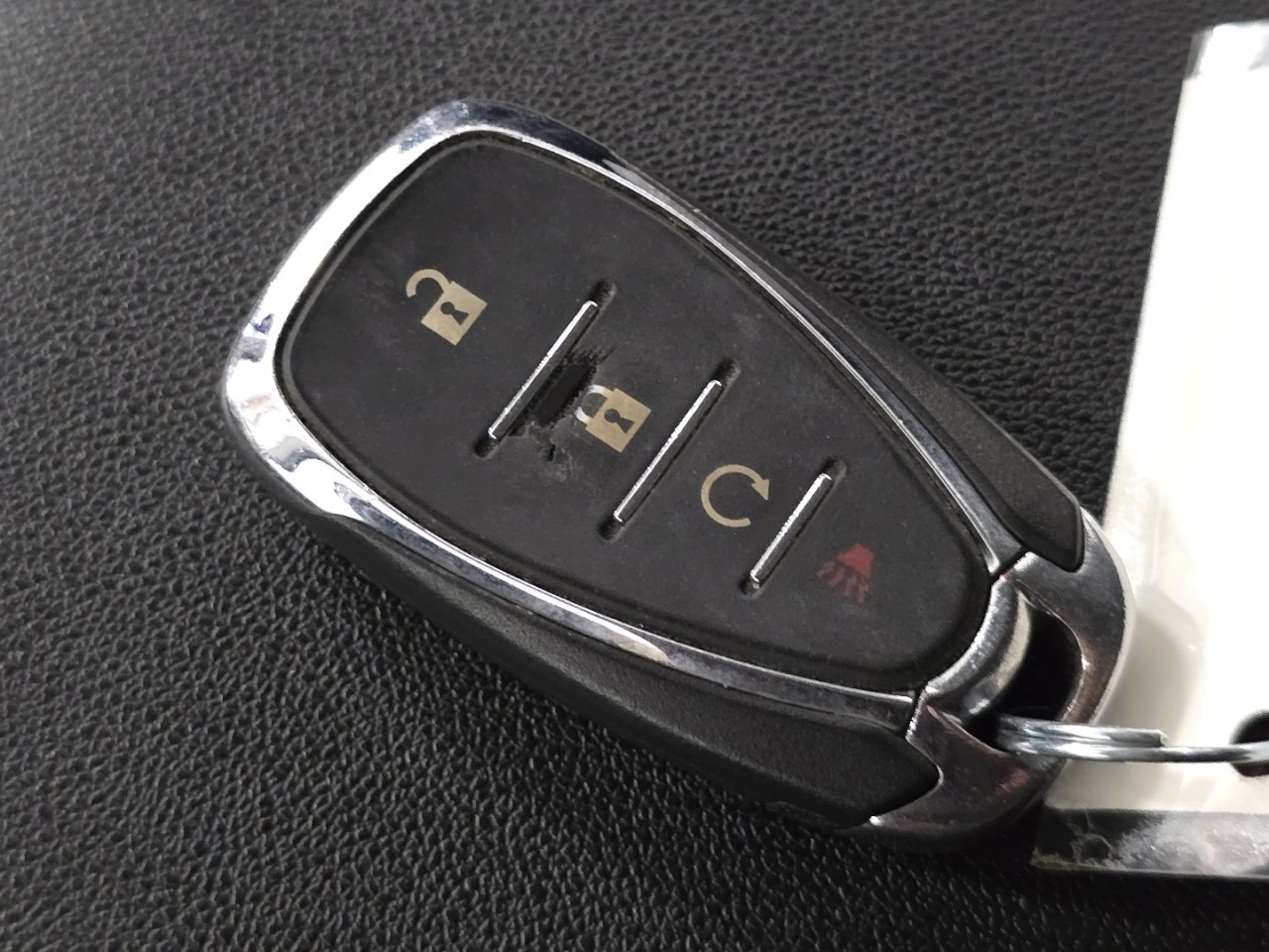 Used 2022 Chevrolet Equinox LT w/ LPO, Floor Liner Package FWD image 30