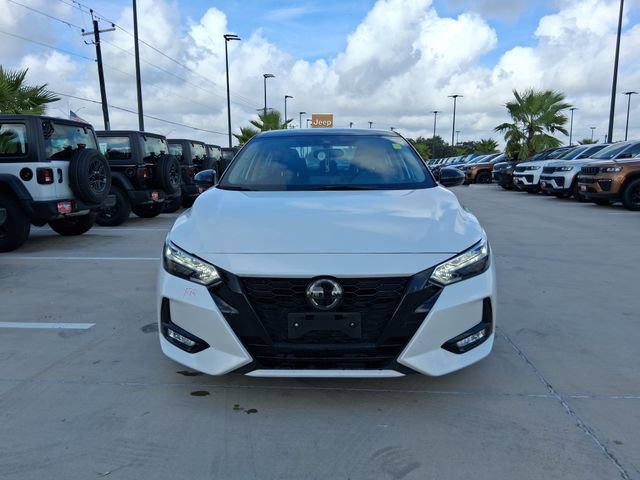 Used 2023 Nissan Sentra SR w/ Midnight Edition Package FWD image 2