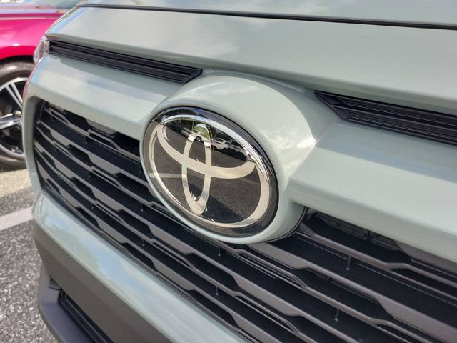 Used 2023 Toyota RAV4 XLE Premium FWD image 11