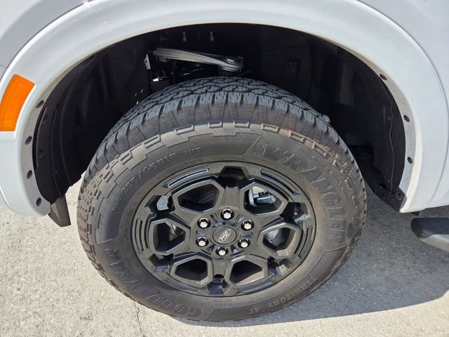Used 2025 Ford Ranger XLT w/ Black Appearance Package RWD image 9