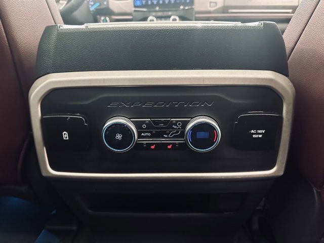 Used 2024 Ford Expedition Limited image 14