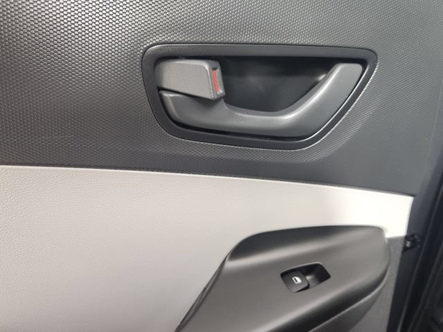 Certified 2023 Hyundai Kona SEL AWD/4WD image 17