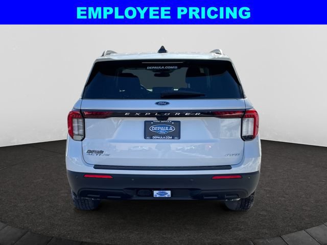 New 2026 Ford Explorer Active AWD/4WD image 4