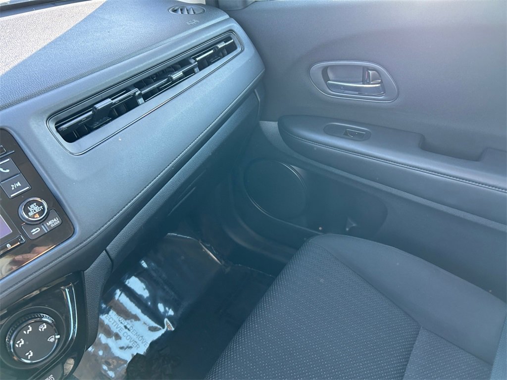 Used 2018 Honda HR-V LX image 24