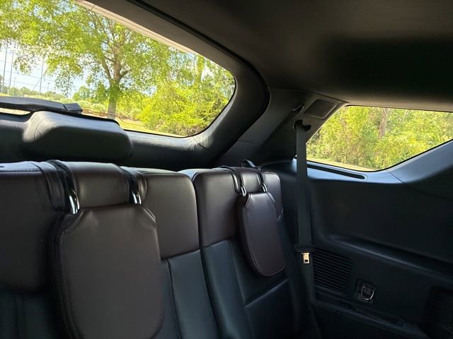 Used 2022 Ford Explorer Platinum w/ Equipment Group 601A AWD/4WD image 24