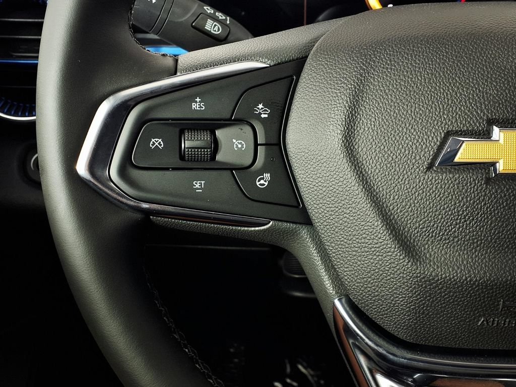 New 2026 Chevrolet Trax LT w/ LT Convenience Package FWD image 18