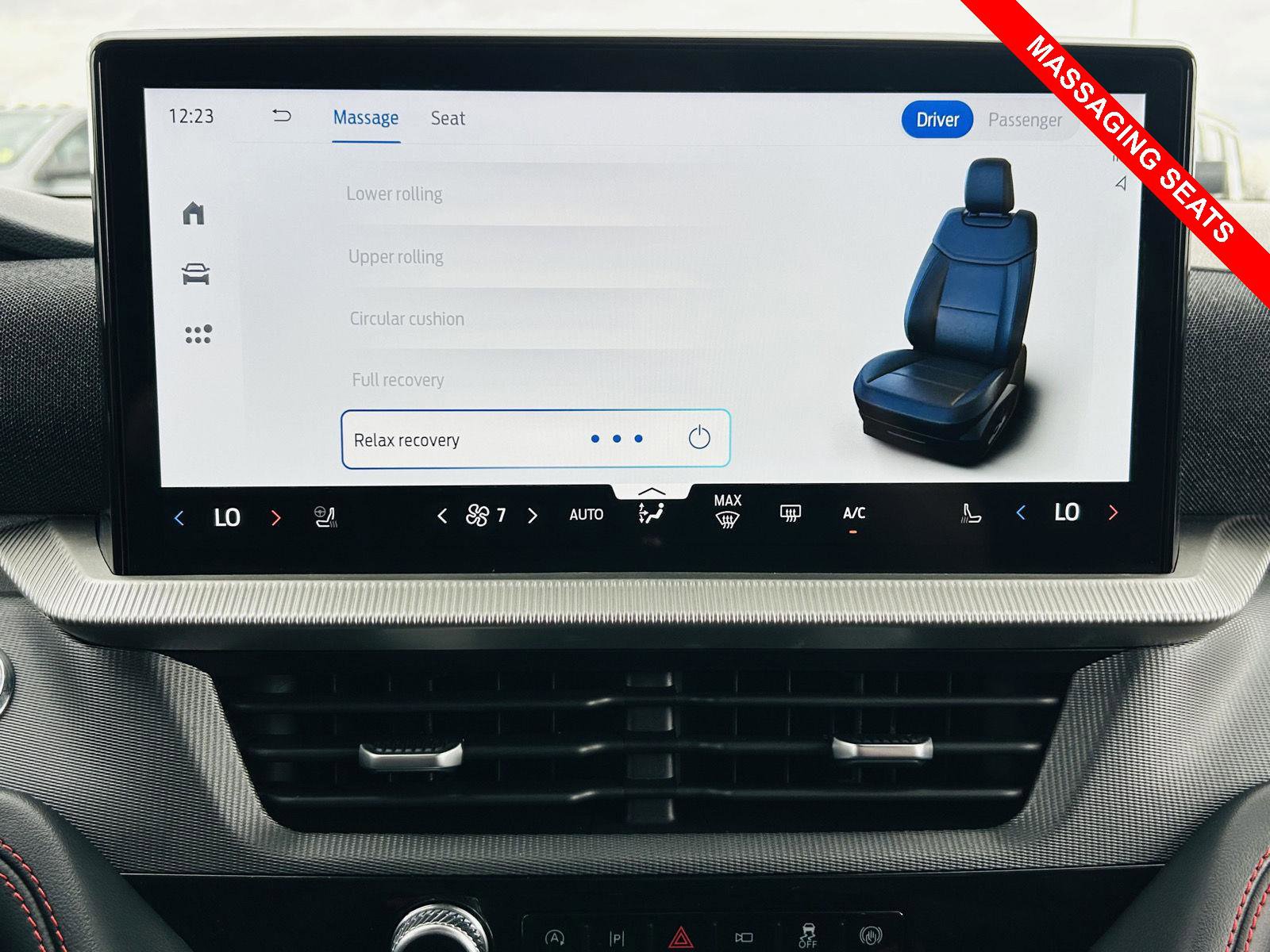 Used 2025 Ford Explorer ST-Line w/ Premium Package AWD/4WD image 7