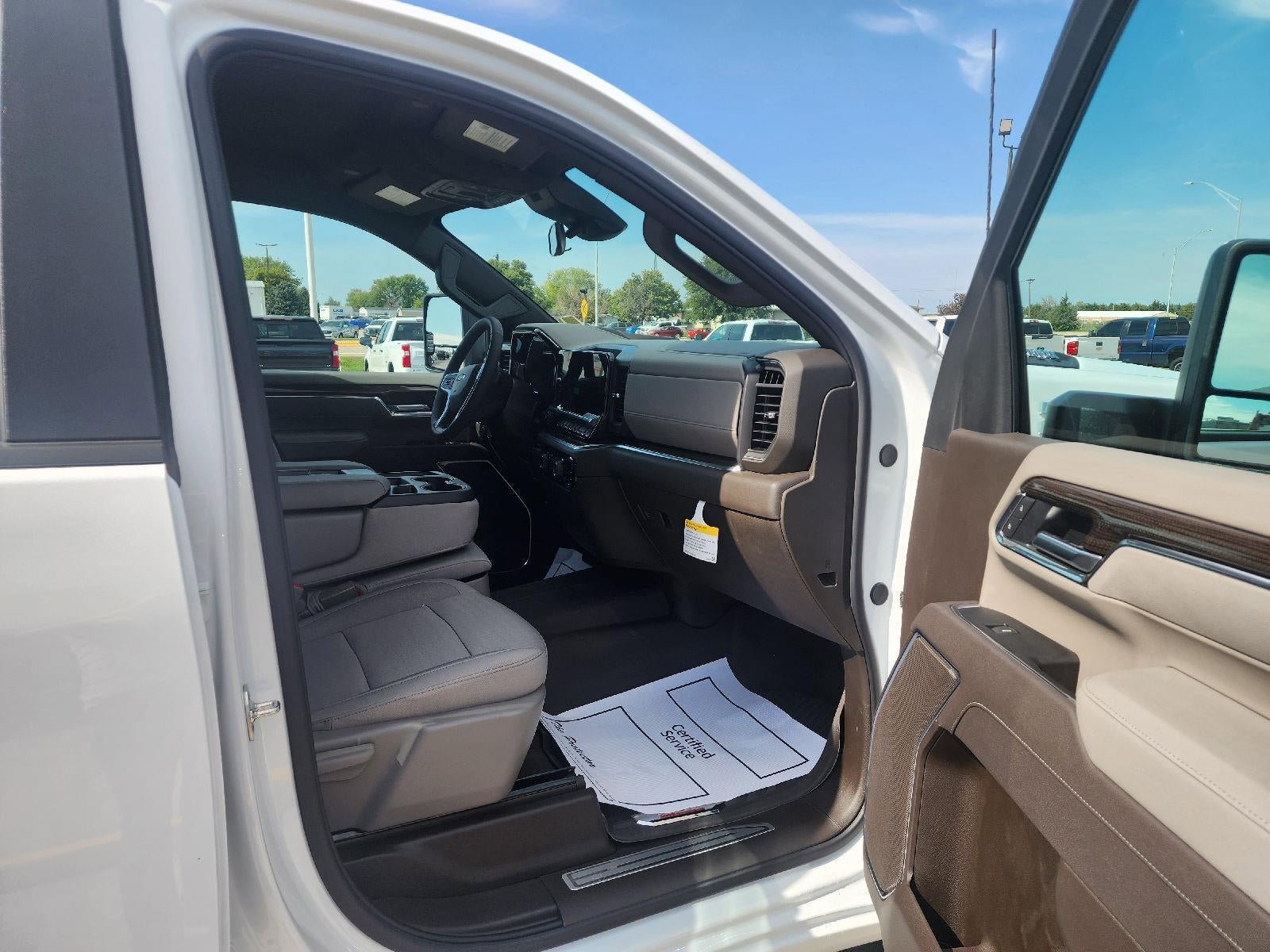 New 2026 Chevrolet Silverado 3500 LT w/ Convenience Package image 11