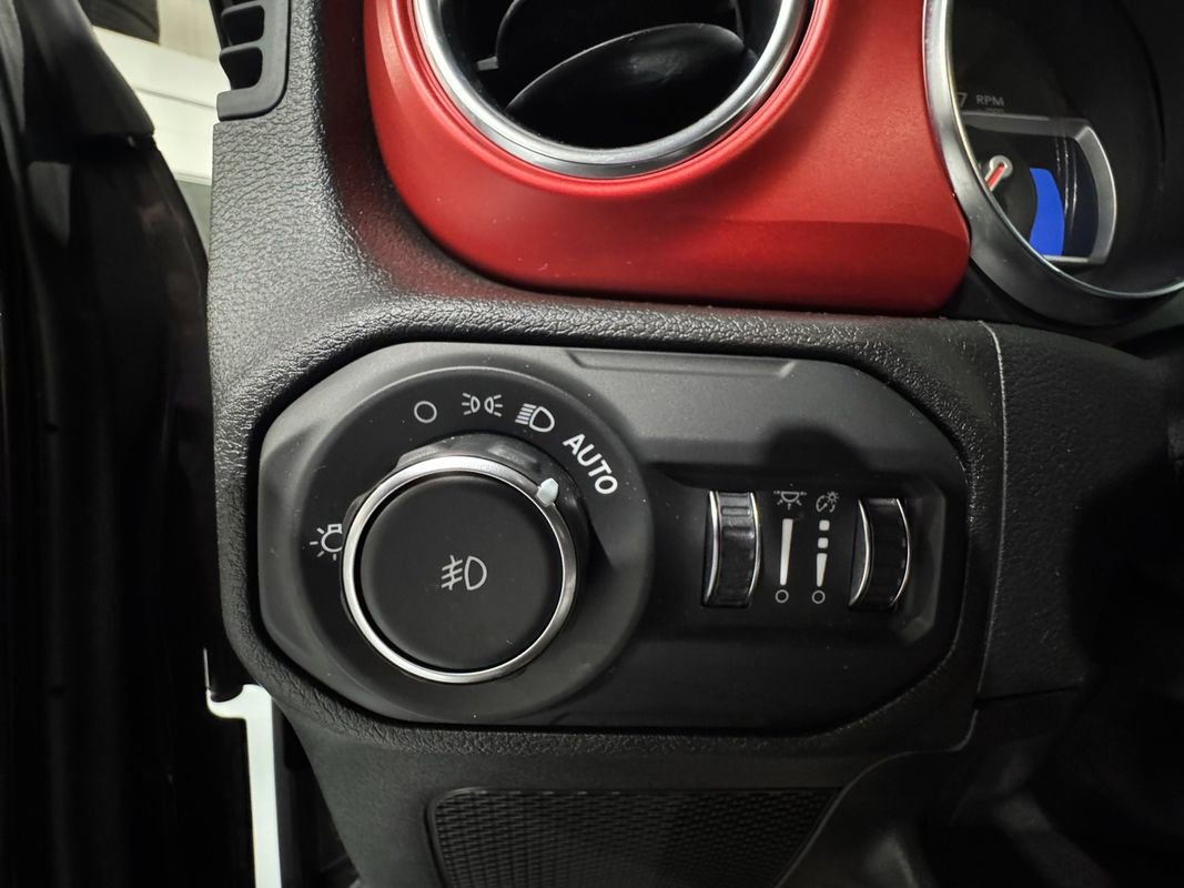 Used 2021 Jeep Wrangler Unlimited Rubicon image 31