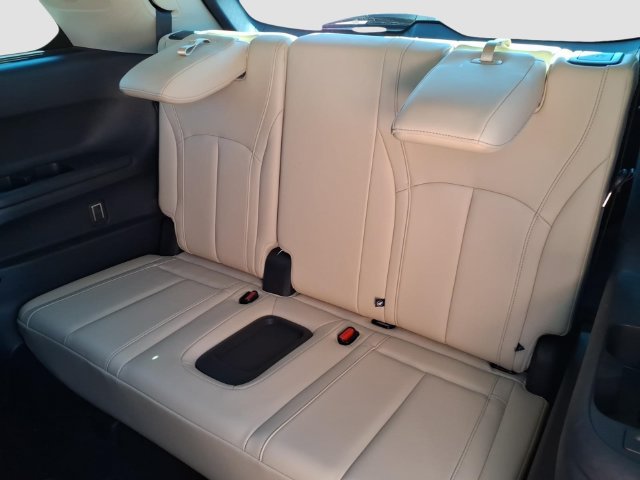Certified 2023 INFINITI QX60 Sensory w/ Vision Package AWD/4WD image 30