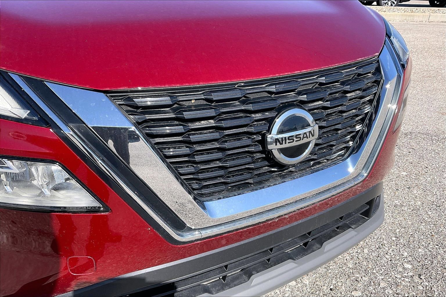 Used 2021 Nissan Rogue SV image 29