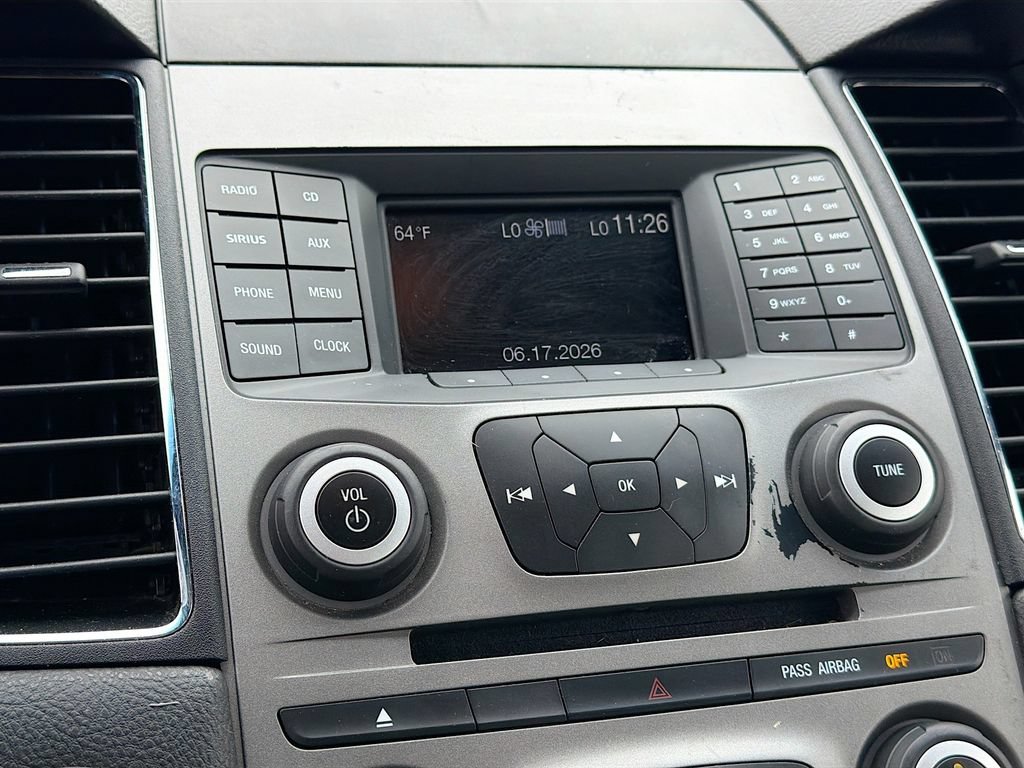 Used 2016 Ford Taurus SEL FWD image 16