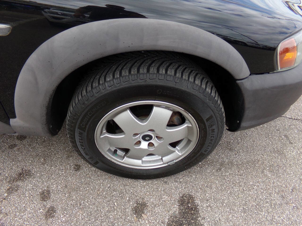 Used 2004 Volvo V70 AWD/4WD image 37