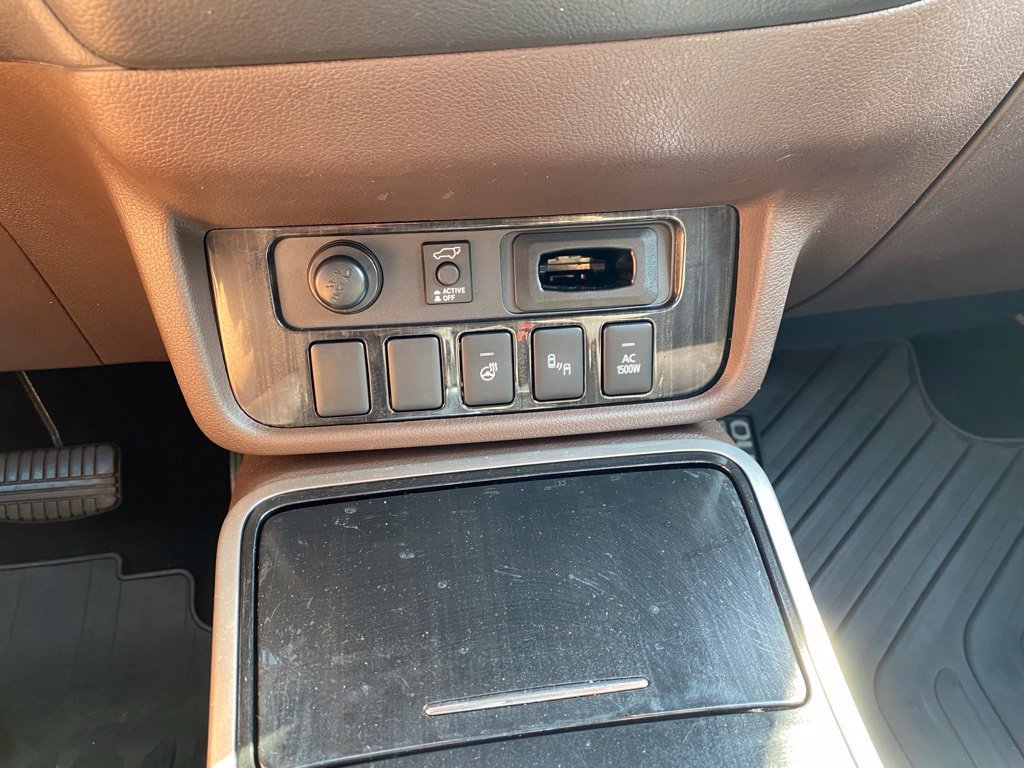 Used 2018 Mitsubishi Outlander GT AWD/4WD image 20