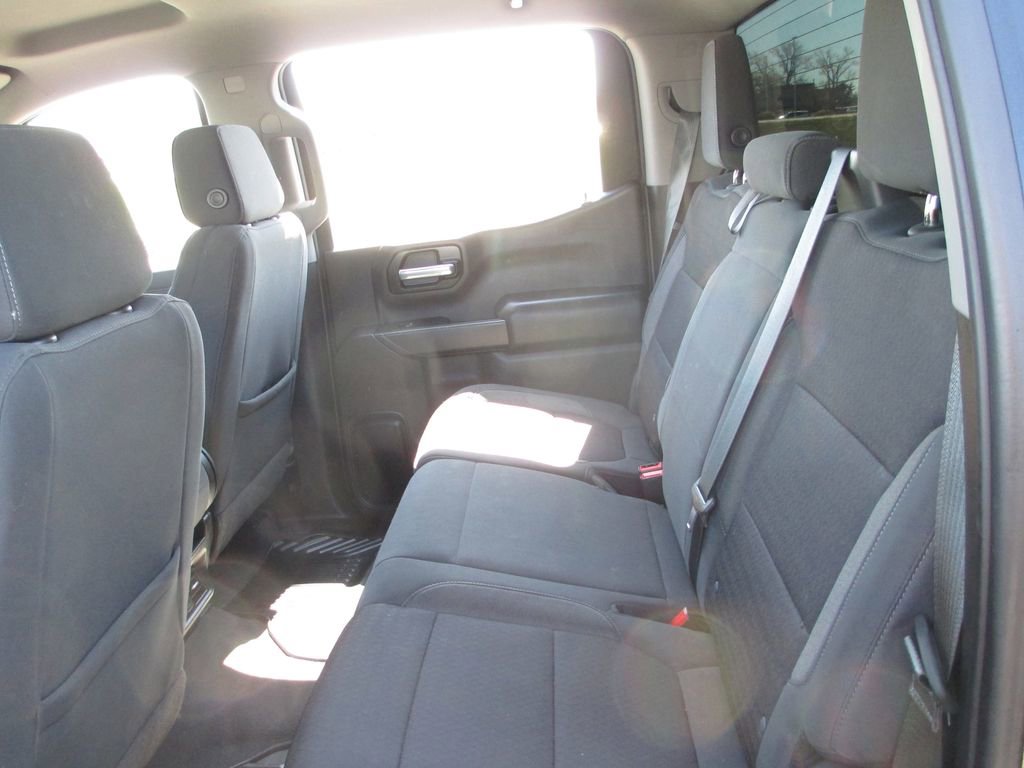 Used 2021 Chevrolet Silverado 1500 LT image 22