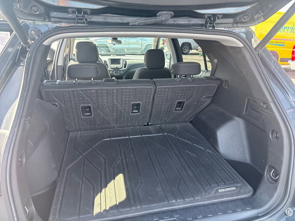 Used 2020 Chevrolet Equinox LT w/ Driver Convenience Package image 21