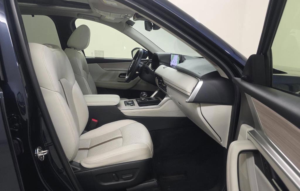 Used 2024 MAZDA CX-90 3.3 Turbo w/ Premium Plus Pkg image 7