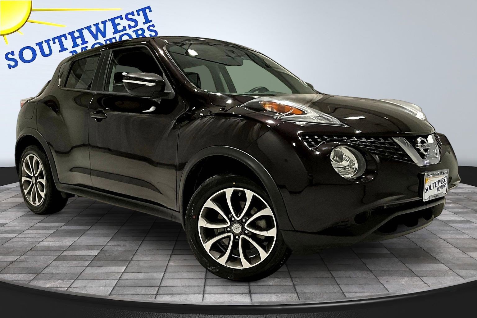 Used 2017 Nissan Juke SV AWD/4WD image 3