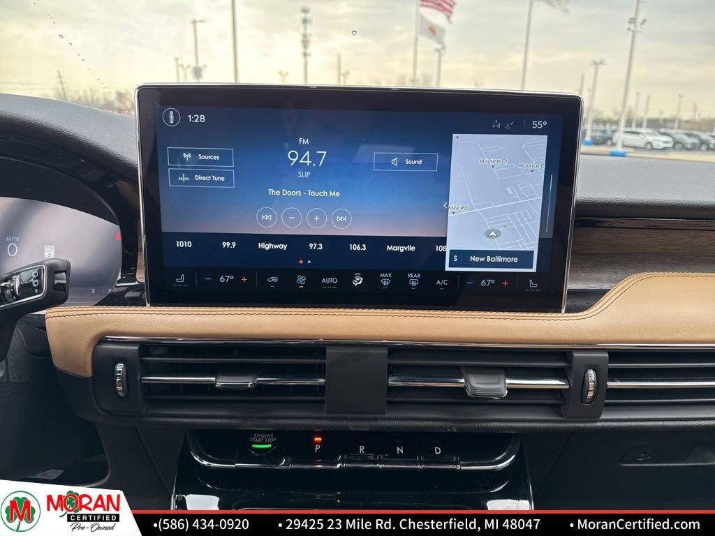 Used 2023 Lincoln Corsair Reserve image 17