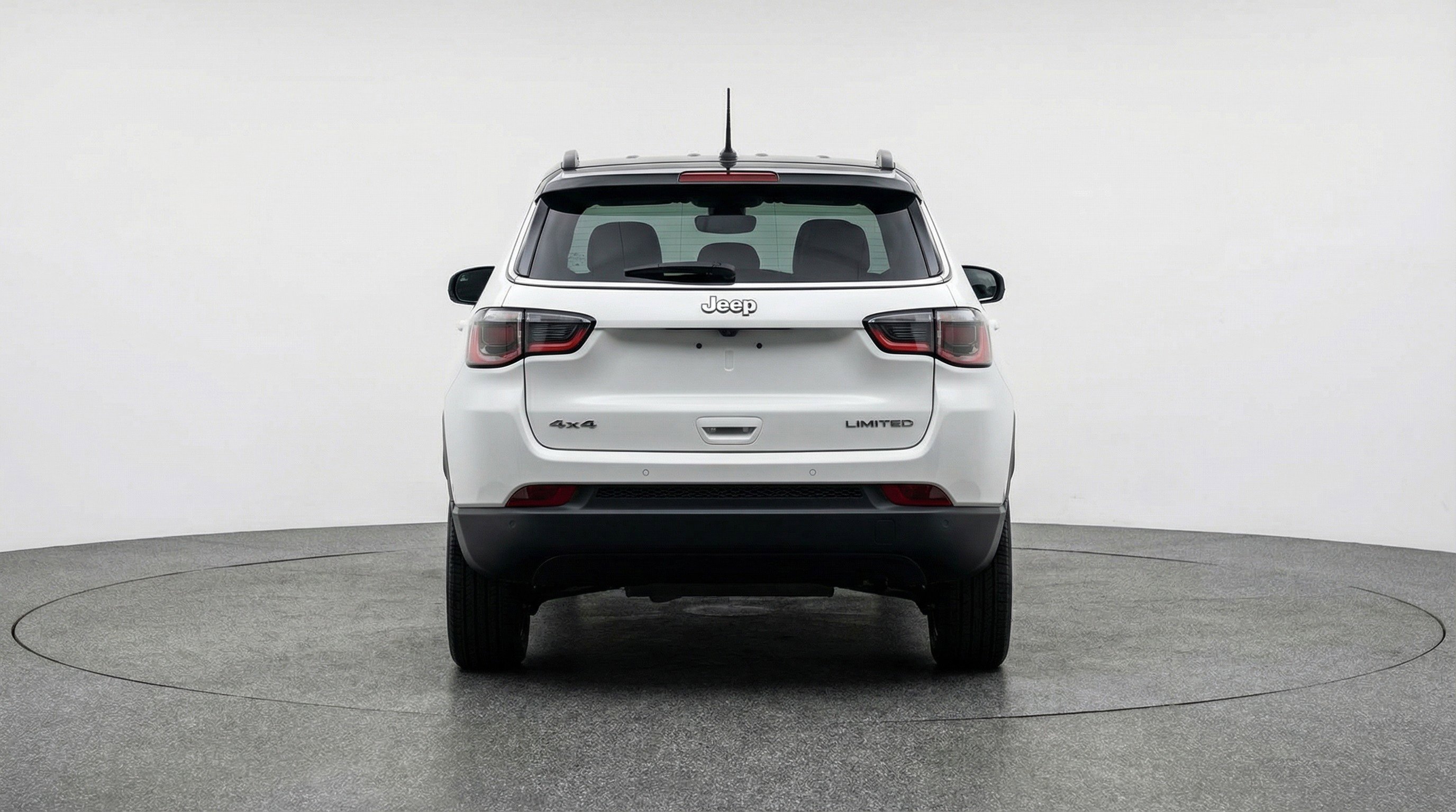 Used 2025 Jeep Compass Limited image 7