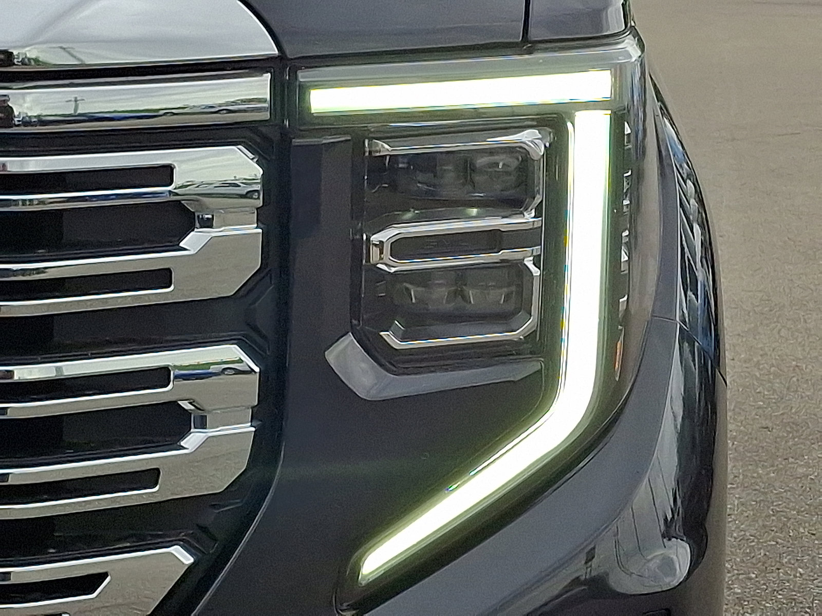 Used 2023 GMC Sierra 1500 Denali w/ Denali Reserve Package AWD/4WD image 20