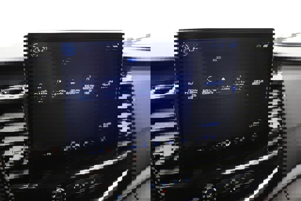 Used 2023 Ford Transit 350 XLT image 23