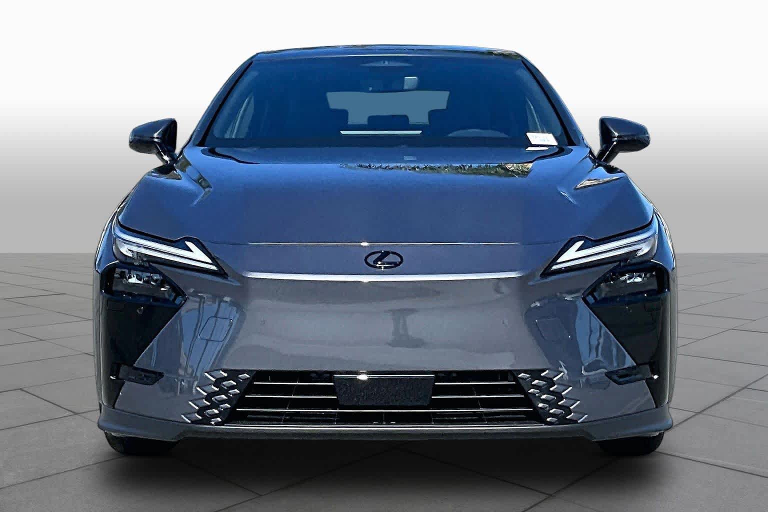 New 2026 Lexus ES 350e FWD image 3