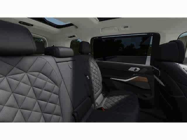 Used 2026 BMW X7 xDrive40i w/ Premium Package AWD/4WD image 42