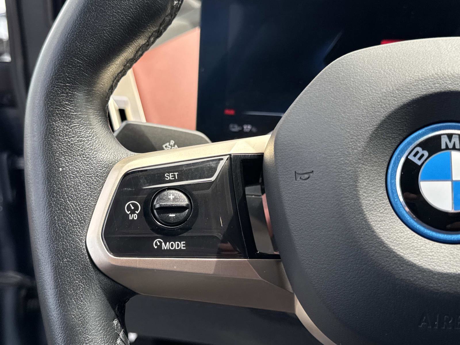 Certified 2023 BMW iX xDrive50 w/ Premium Package AWD/4WD image 18