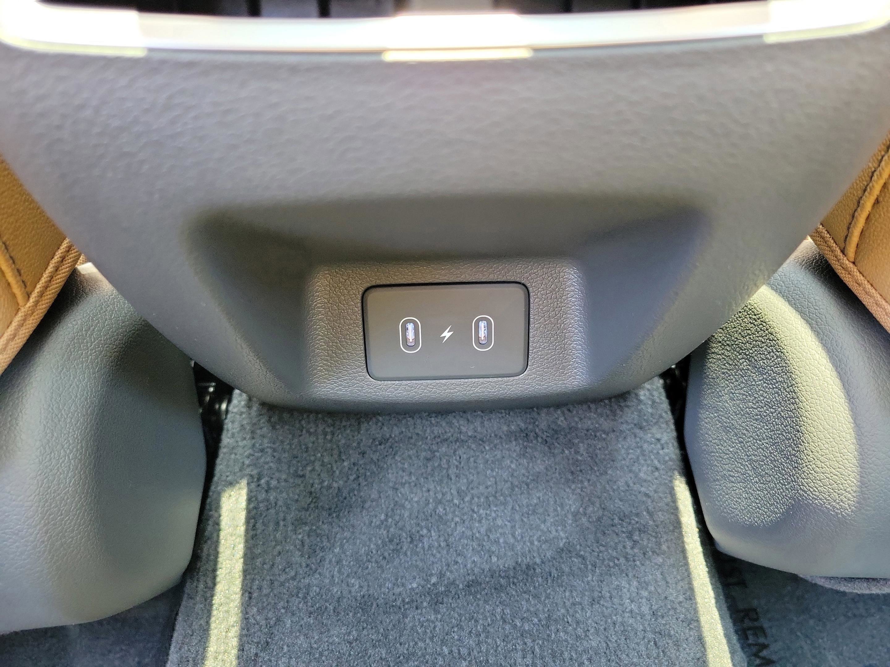 New 2025 Hyundai Sonata Limited image 14