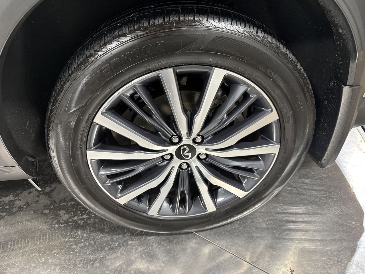 Certified 2024 INFINITI QX60 Autograph w/ Cargo Package image 12