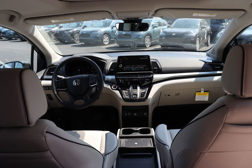 Used 2026 Honda Odyssey Touring image 19