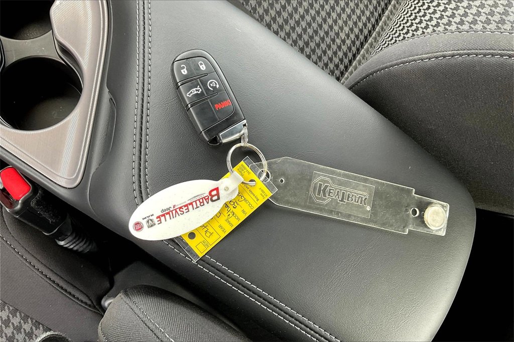 Used 2023 Dodge Challenger GT w/ Performance Handling Group image 10