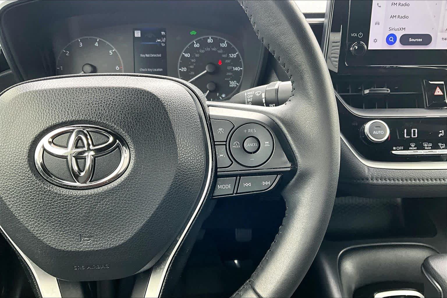 Certified 2025 Toyota Corolla SE FWD image 24