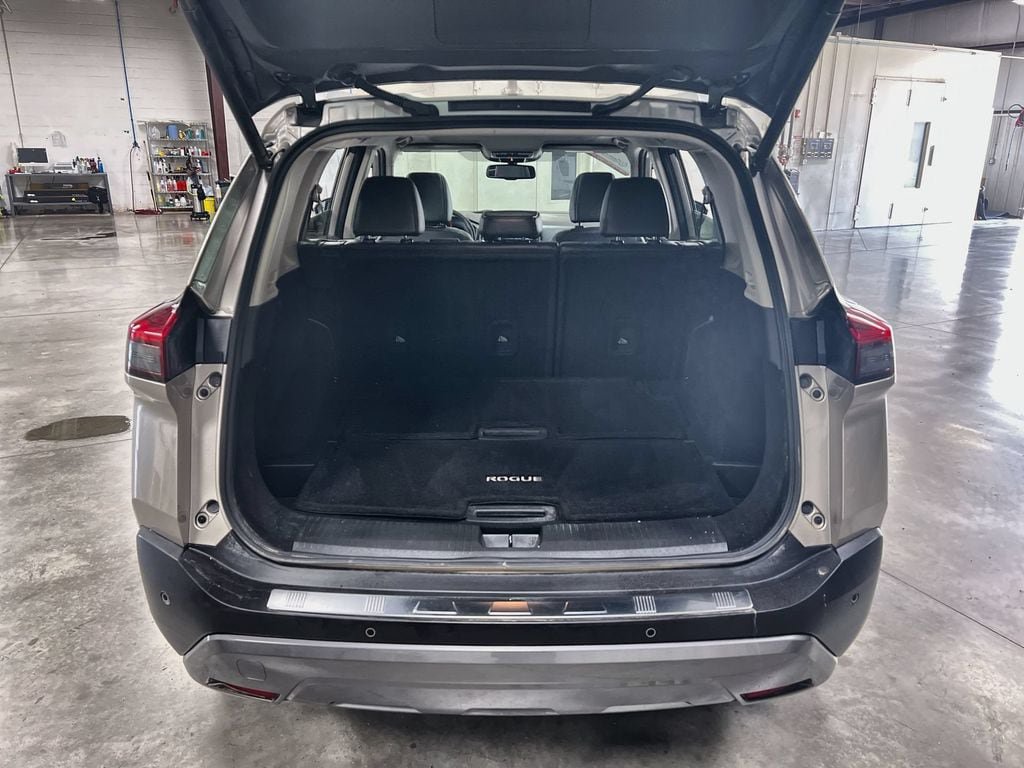 Used 2023 Nissan Rogue SL w/ SL Premium Package FWD image 26