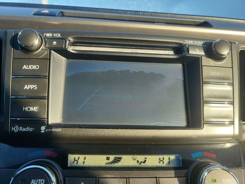 Used 2015 Toyota RAV4 XLE image 21