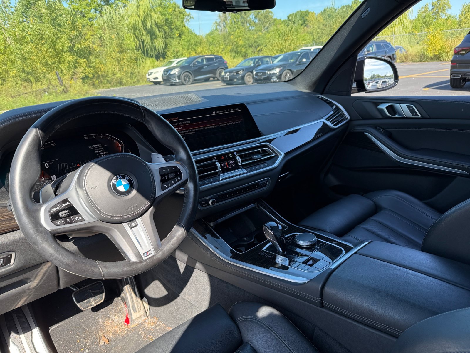 Used 2021 BMW X5 xDrive40i w/ M Sport Package AWD/4WD image 4