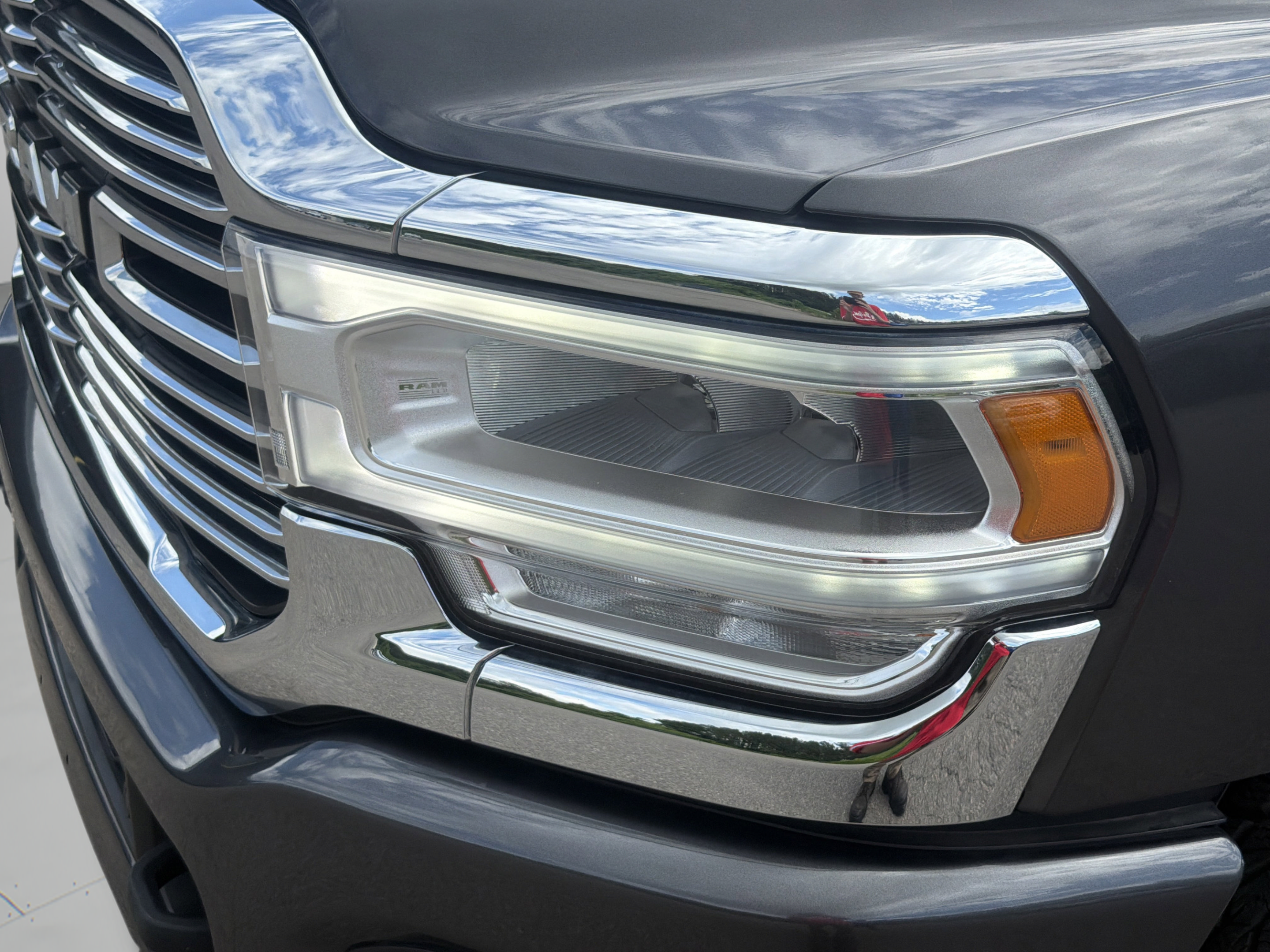 Used 2024 RAM 3500 Laramie AWD/4WD image 10