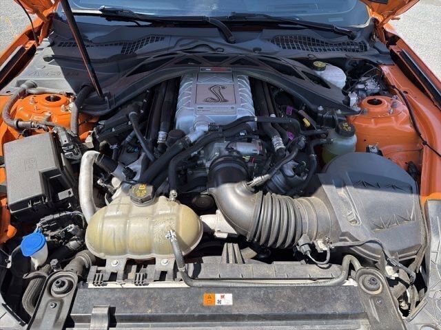 Used 2021 Ford Mustang Shelby GT500 w/ Technology Package RWD image 8