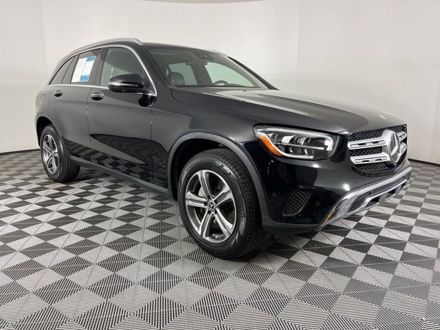Used 2022 Mercedes-Benz GLC 300 image 2