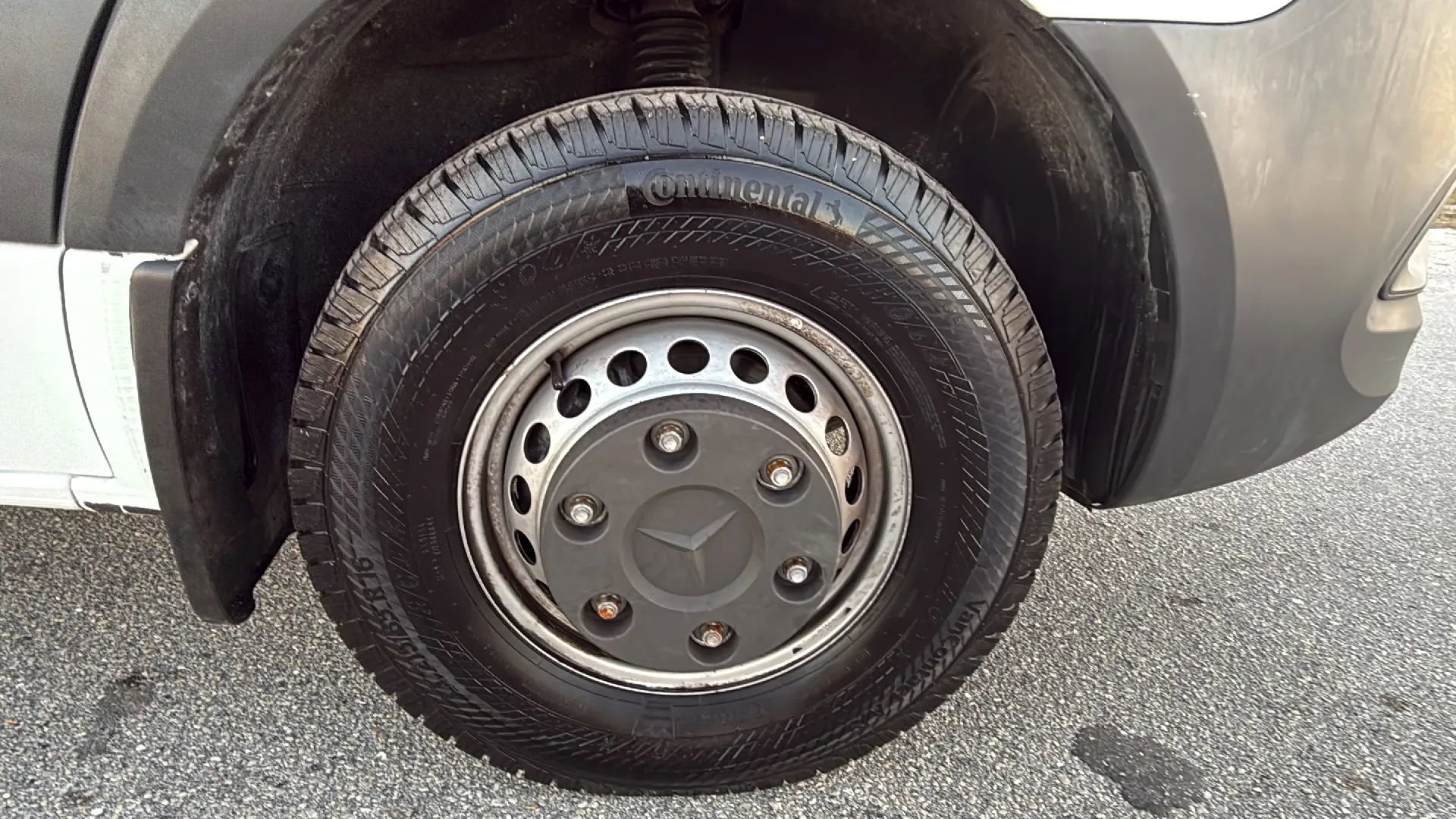 Used 2023 Mercedes-Benz Sprinter 4500 image 11