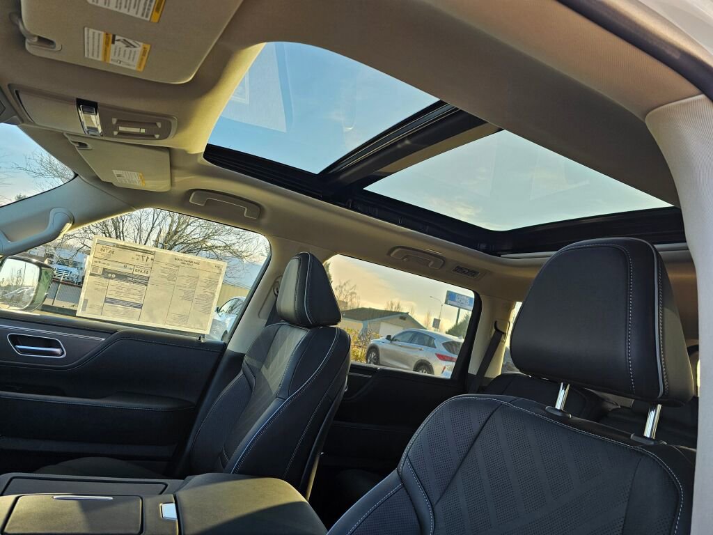 New 2026 INFINITI QX80 Luxe w/ Cargo Package image 27